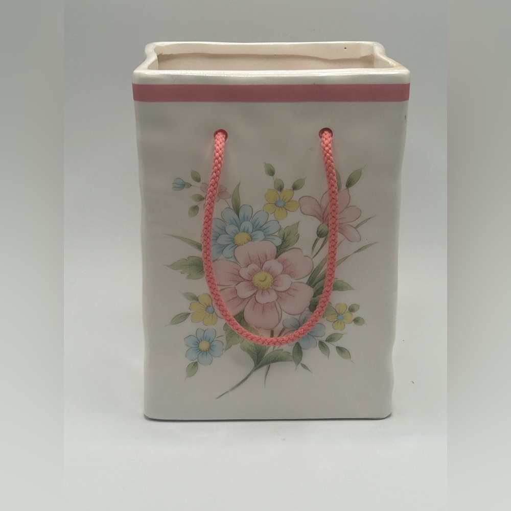 Vintage FTDA Floral Ceramic Gift Bag
